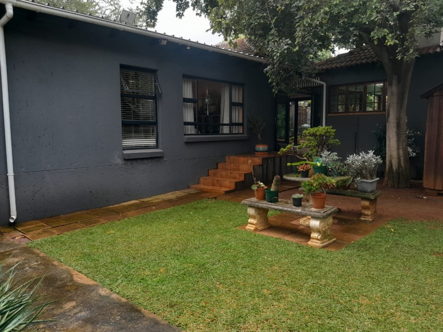 3 Bedroom Property for Sale in Safari Gardens North West